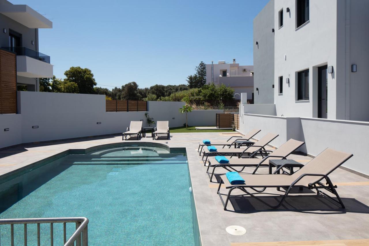 Sunnyside Villas, Ideal For Vibrant Stays,By Thinkvilla Pijanósz Kámbosz Kültér fotó