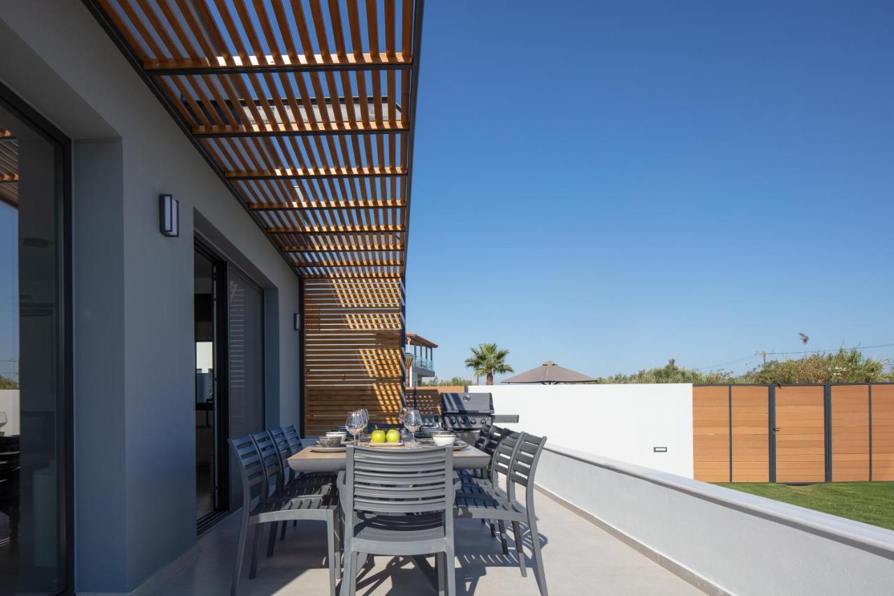 Sunnyside Villas, Ideal For Vibrant Stays,By Thinkvilla Pijanósz Kámbosz Kültér fotó