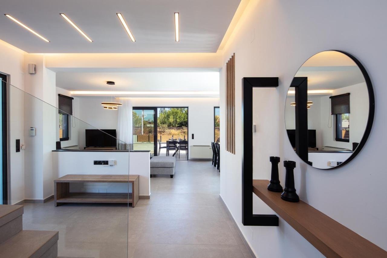 Sunnyside Villas, Ideal For Vibrant Stays,By Thinkvilla Pijanósz Kámbosz Kültér fotó